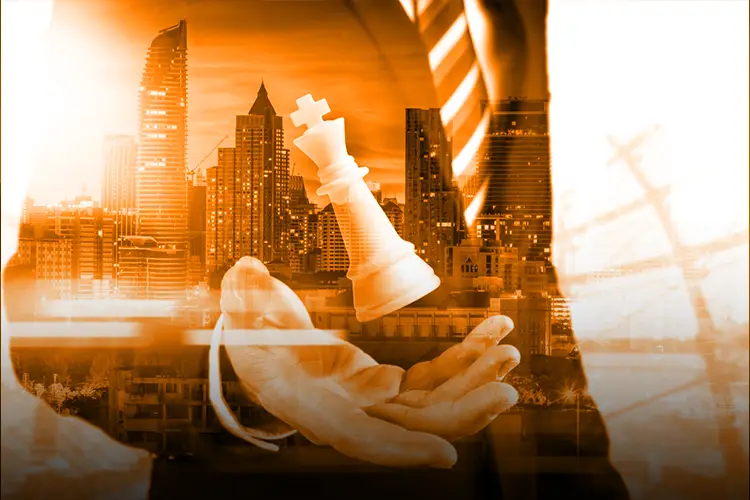 Strategic Leadership in Crises: A Fundamental Role in Business Success