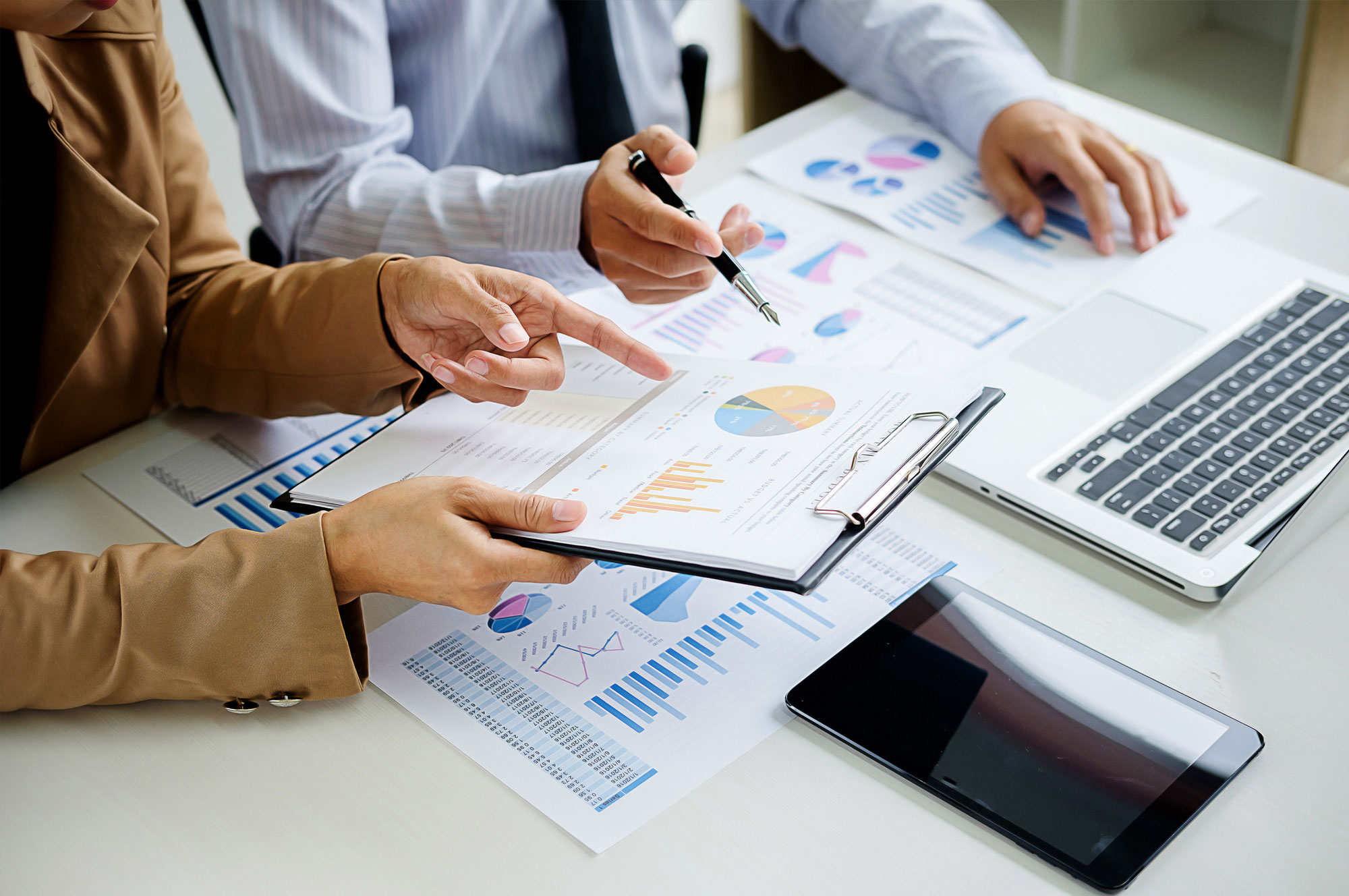 Free Online Business Administration Diploma: Your chance to gain professional skills at no cost
